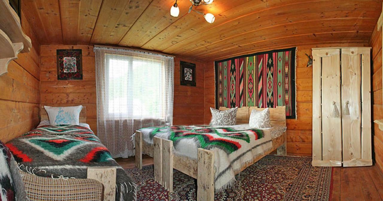 Садиба Там Де Гори Krivorovnya Exterior foto